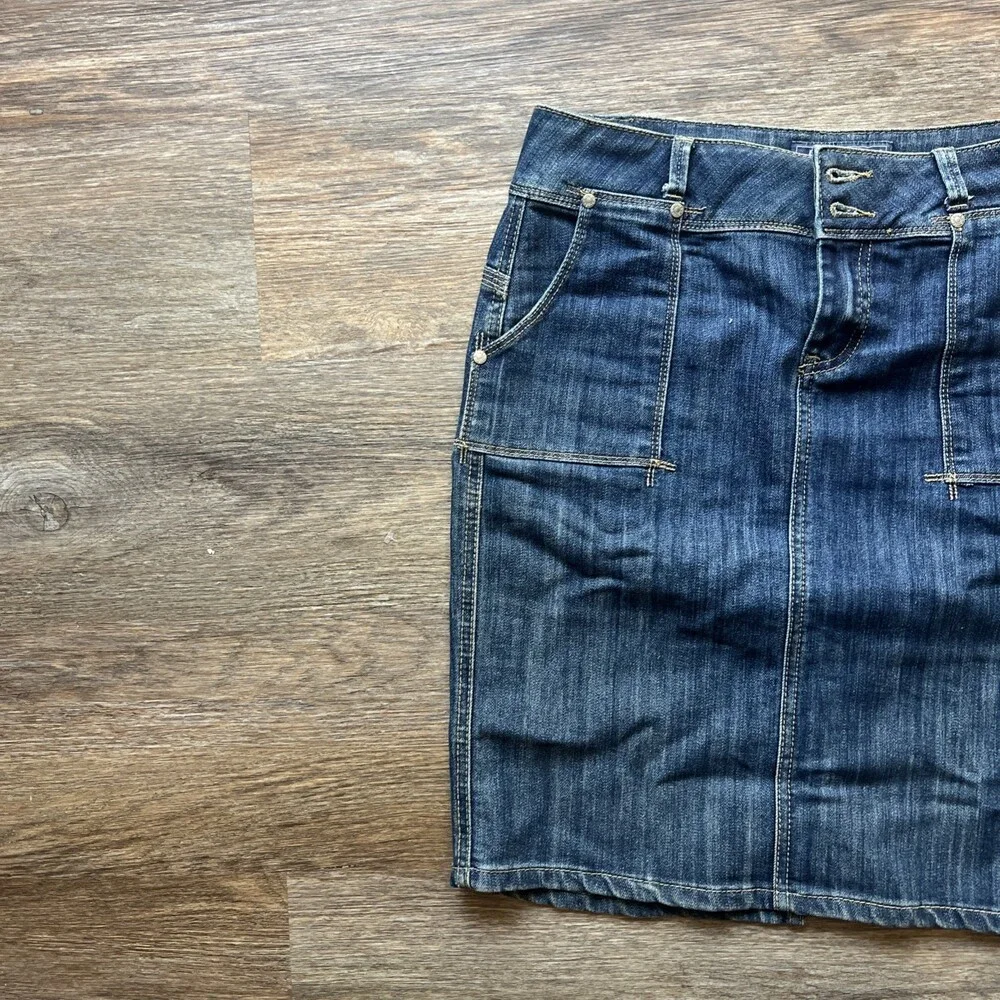 Vintage Baccini Stretch Denim Knee Length Skirt Sz 6 Dark Wash Back Buckle - Picture 4 of 11